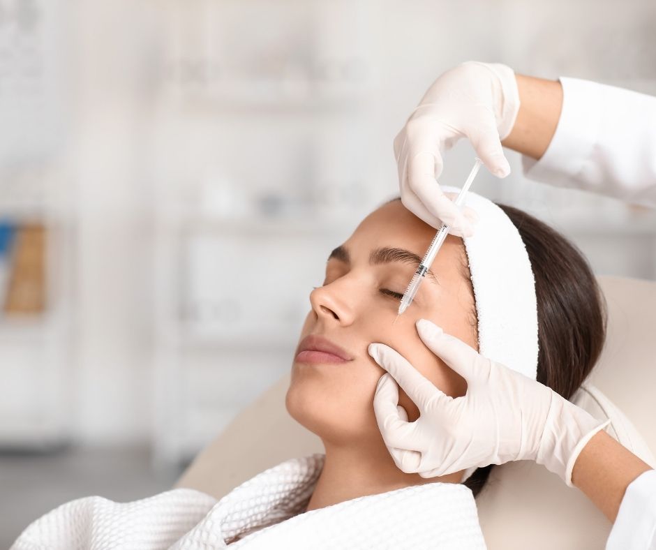 FDA Onaylı Botoks ve Dolgu Markaları: 2026 Kapsamlı Rehber