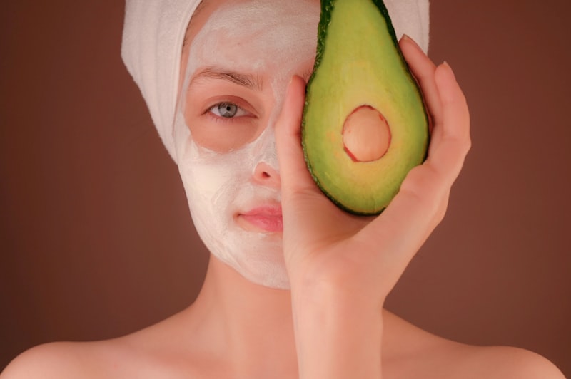 Klinikte yüzeysel cilt bakımı — kimyasal peeling
